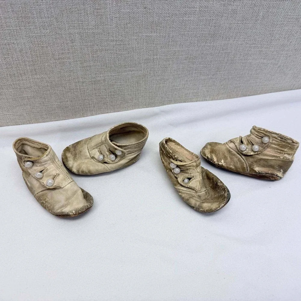 Antique Victorian Leather Baby Shoes Lot 2 Pairs Primitive Button Booties Cream